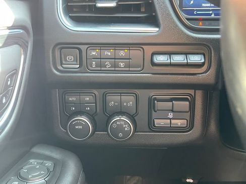 Used 2023 Chevrolet Suburban High Country w/ Max Trailering Package AWD/4WD image 25