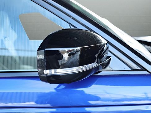 Used 2019 Land Rover Range Rover Sport SVR image 16