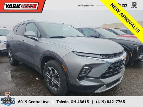 Used 2024 Chevrolet Blazer LT w/ Convenience Package FWD image 1