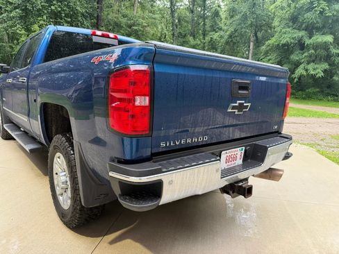 Used 2017 Chevrolet Silverado 3500 LTZ w/ Duramax Plus Package AWD/4WD image 10