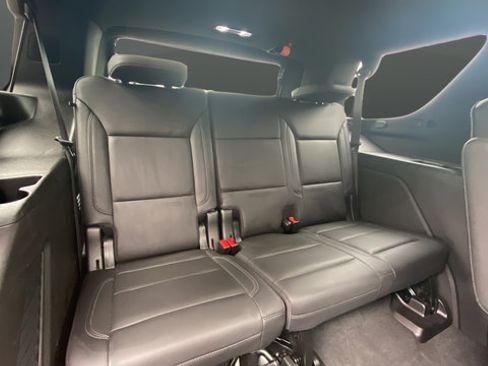 Used 2021 Chevrolet Tahoe LT w/ LT Signature Package AWD/4WD image 26