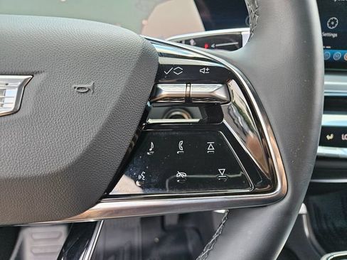 Certified 2025 Cadillac Lyriq Luxury RWD image 26