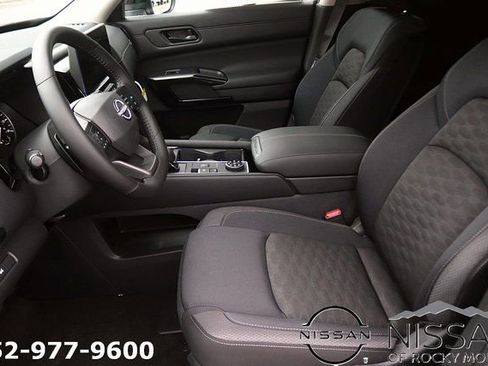 New 2026 Nissan Pathfinder SV image 13