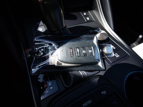 Used 2022 Lexus IS 350 F Sport RWD image 35