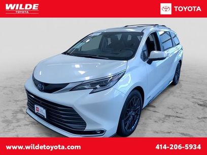 Certified 2021 Toyota Sienna Platinum