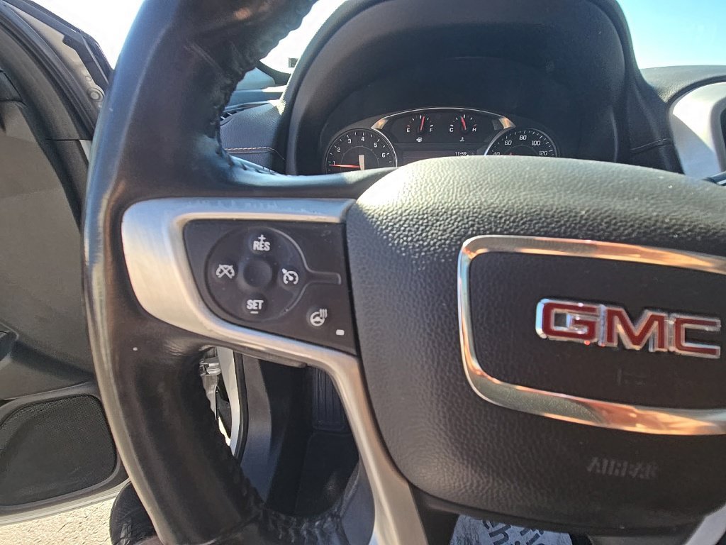 Used 2019 GMC Terrain SLT w/ Preferred Package AWD/4WD image 17