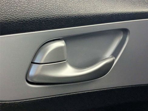 Used 2024 Kia Forte LXS w/ LXS Technology Package FWD image 13