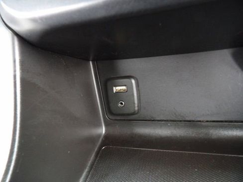 Used 2017 Chevrolet Colorado Z71 image 24