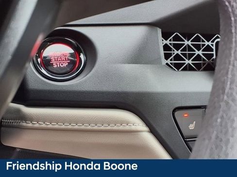 Used 2025 Honda Accord SE image 16