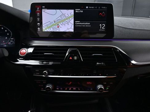 Used 2022 BMW M5 w/ Executive Package image 33