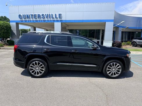 Used 2020 GMC Acadia Denali w/ Technology Package FWD image 4