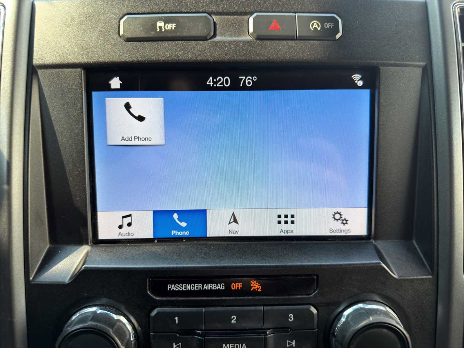 Used 2019 Ford F150 XLT w/ Equipment Group 302A Luxury AWD/4WD image 17