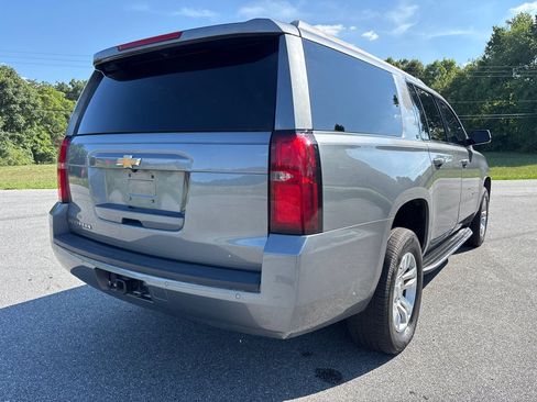 Used 2020 Chevrolet Suburban LT AWD/4WD image 5