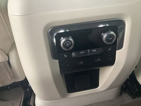 New 2026 GMC Yukon XL Denali w/ Advanced Technology Package RWD image 33