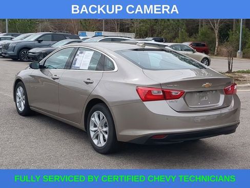 Used 2025 Chevrolet Malibu LT image 8