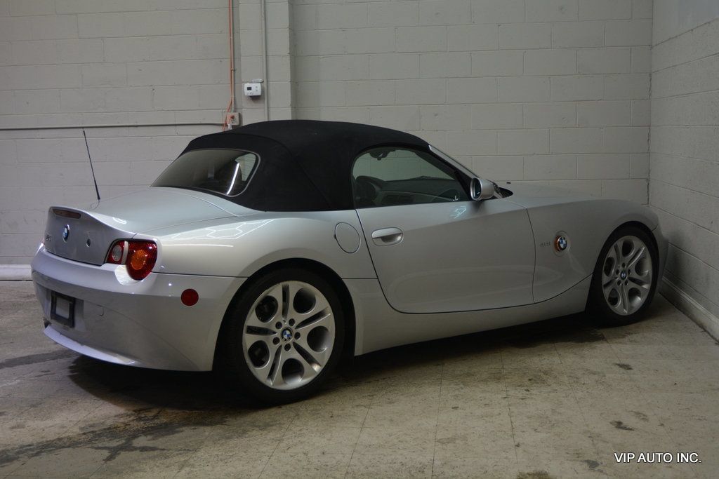 Used 2003 BMW Z4 3.0i RWD image 26