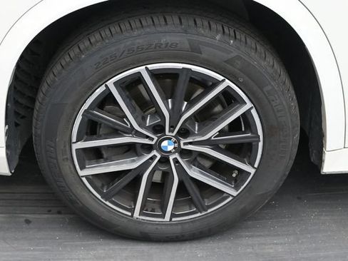 Used 2023 BMW X1 xDrive28i w/ M Sport Package AWD/4WD image 37