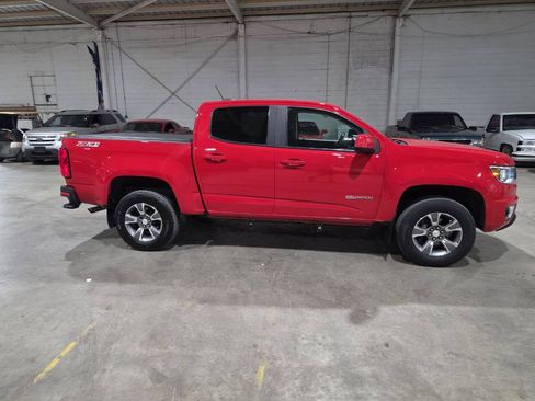 Used 2017 Chevrolet Colorado Z71 AWD/4WD image 15