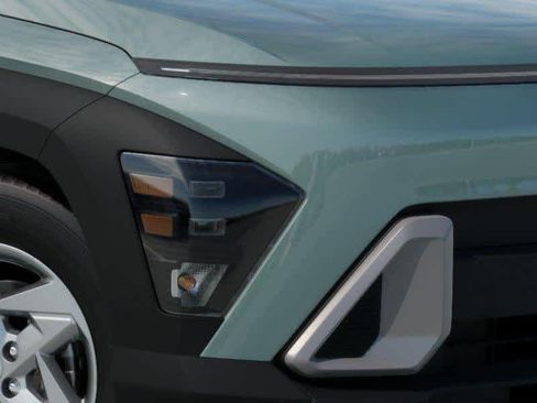 Used 2026 Hyundai Kona SE FWD image 9