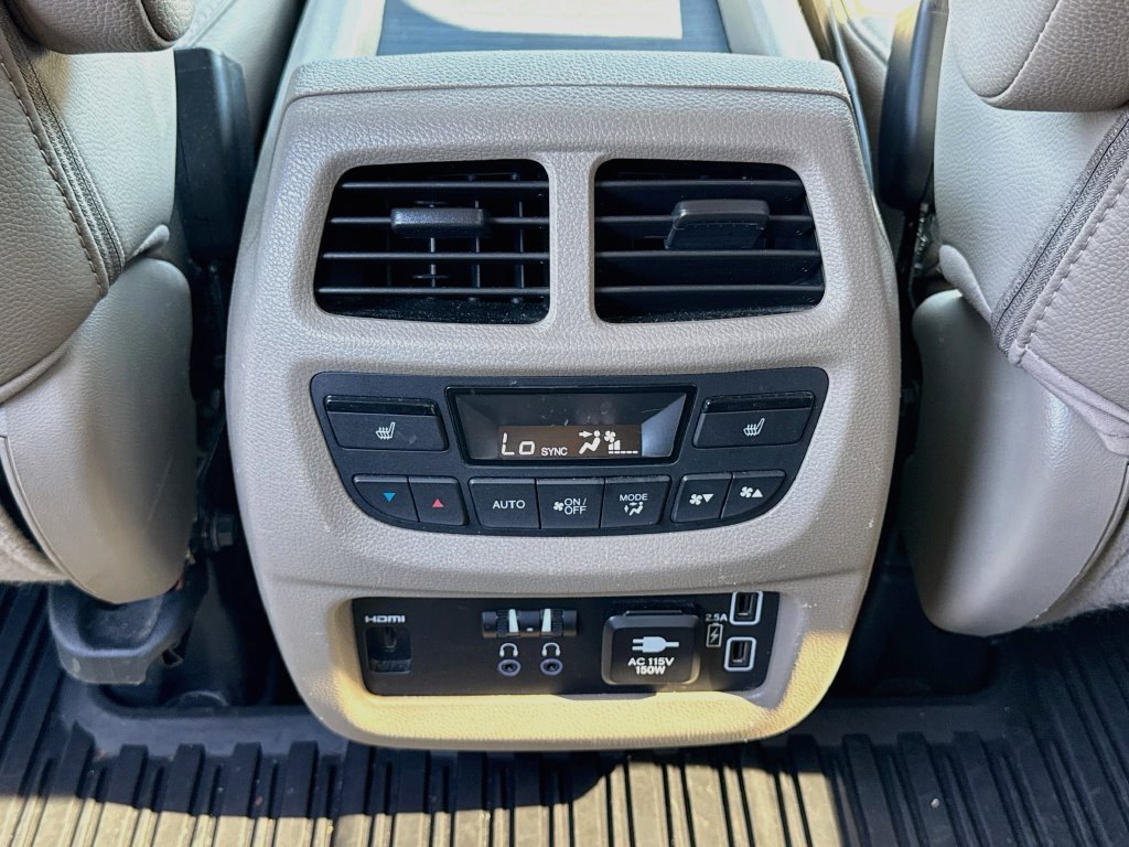 Used 2022 Honda Pilot Elite image 29