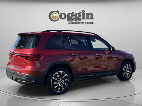 Used 2024 Mercedes-Benz EQB 300 4MATIC image 6