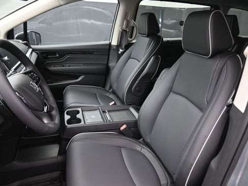 New 2026 Honda Odyssey Touring image 31