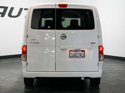 Used 2020 Nissan NV200 SV w/ Back Door Glass Package FWD image 4