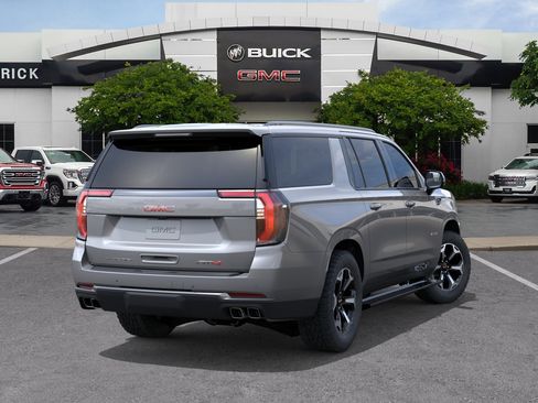 New 2026 GMC Yukon XL AT4 AWD/4WD image 6