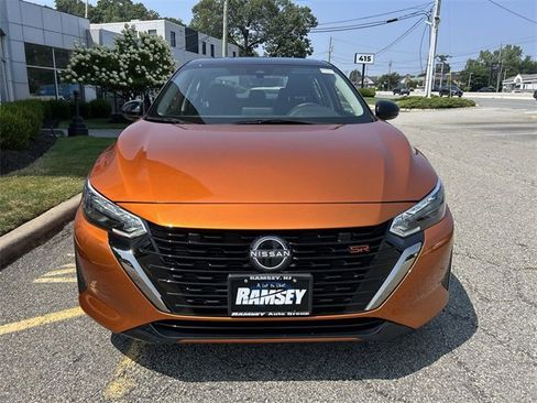 Used 2024 Nissan Sentra SR image 3
