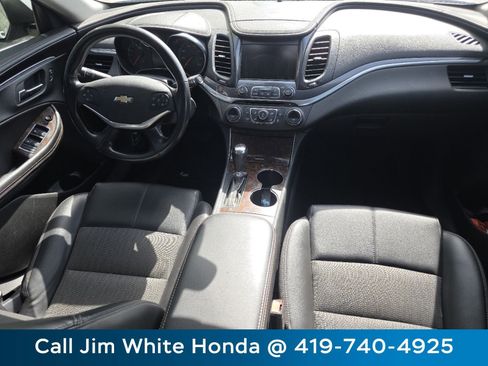 Used 2015 Chevrolet Impala LT FWD image 16