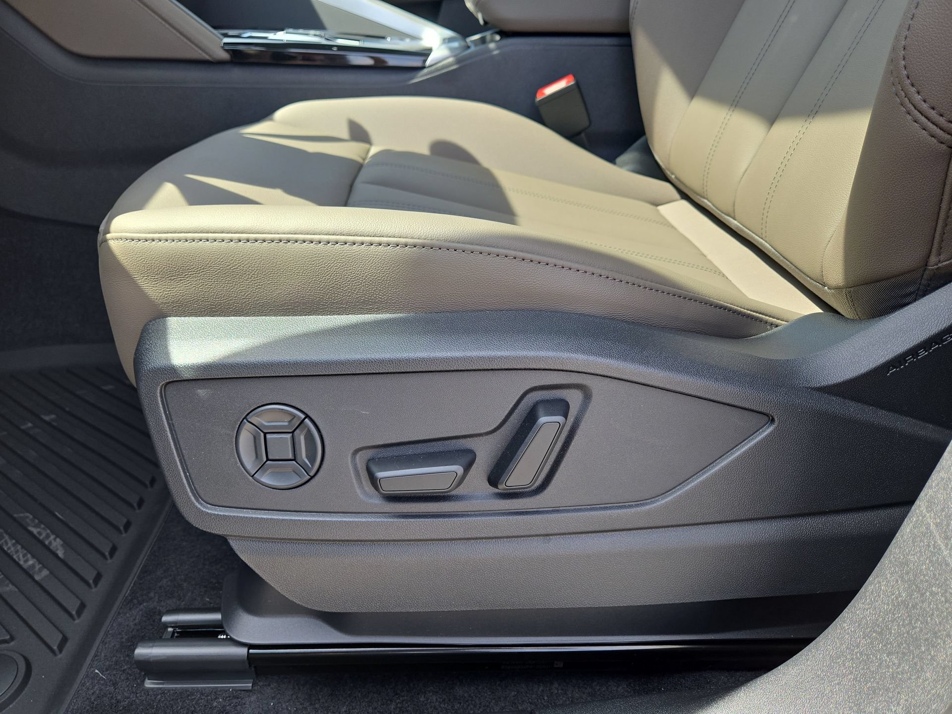 New 2026 Audi Q5 Premium Plus AWD/4WD image 17