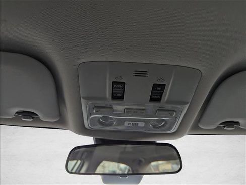 Used 2019 Toyota Corolla XSE image 21