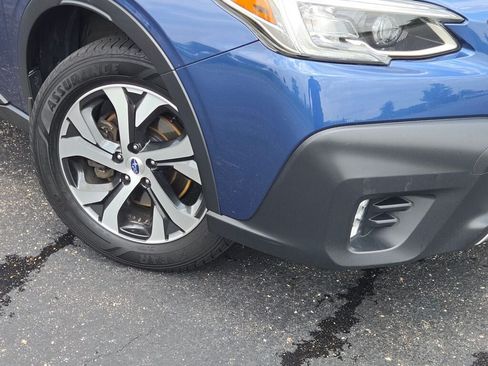 Used 2021 Subaru Outback Limited w/ Popular Package #2 AWD/4WD image 3