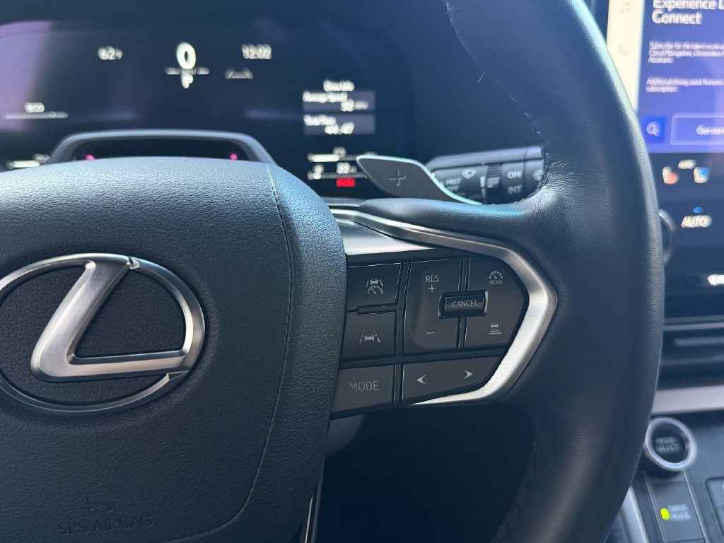 Used 2024 Lexus GX 550 w/ Cold Area Package AWD/4WD image 31
