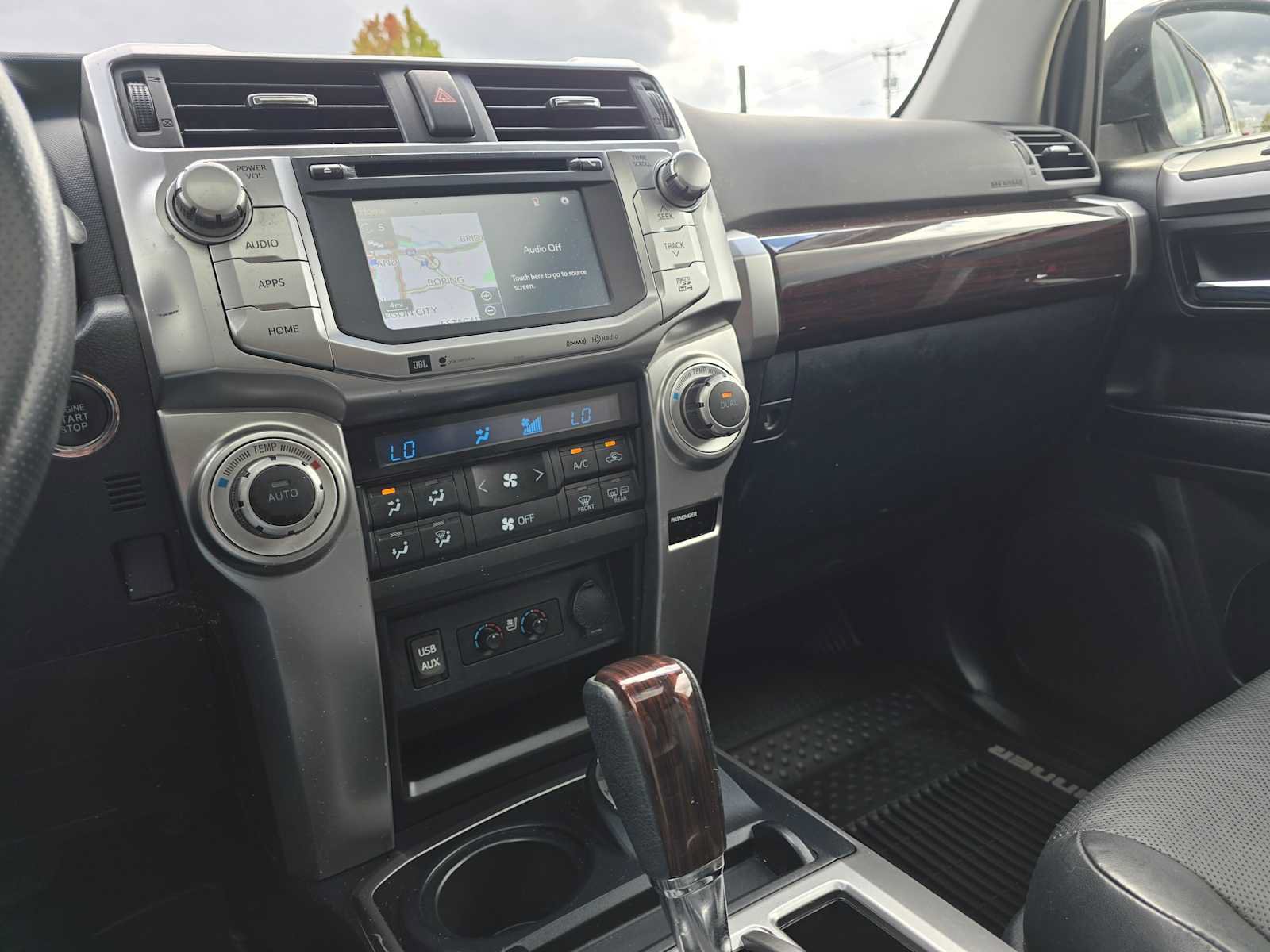 Used 2018 Toyota 4Runner Limited AWD/4WD image 37