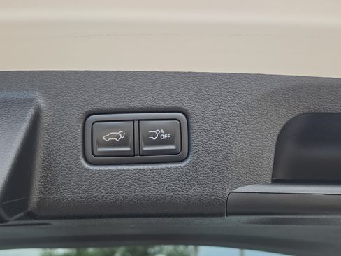 Certified 2023 Kia Telluride EX w/ EX Captain's Chair Package FWD image 11