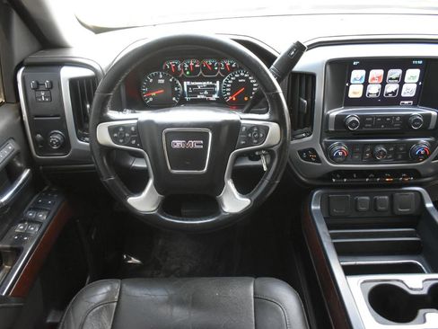 Used 2018 GMC Sierra 1500 SLT w/ Enhanced Driver Alert Package RWD image 12