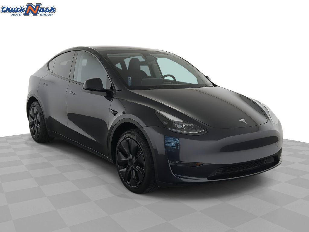 Used 2024 Tesla Model Y 2WD image 1