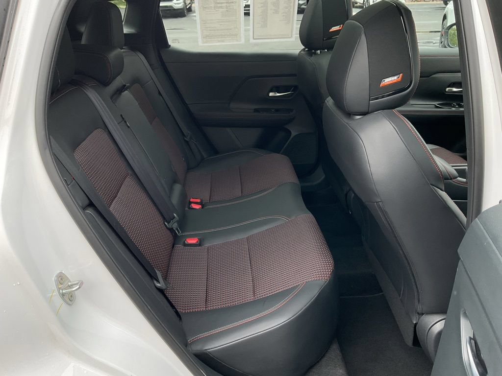 Used 2025 Nissan Kicks SR AWD/4WD image 20