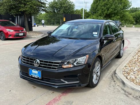 Used 2019 Volkswagen Passat 2.0T Wolfsburg FWD image 1