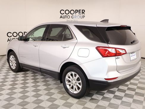 Used 2020 Chevrolet Equinox LT FWD image 21