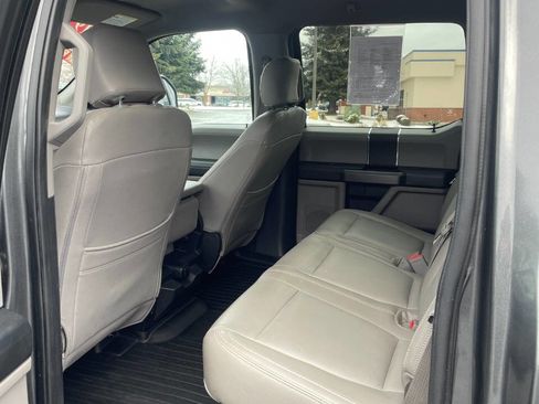 Used 2019 Ford F150 XLT image 10