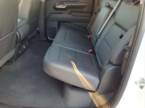 Used 2026 GMC Sierra 1500 SLT RWD image 12