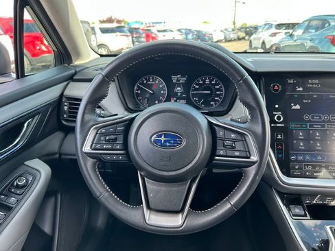 Used 2024 Subaru Outback Premium AWD/4WD image 10