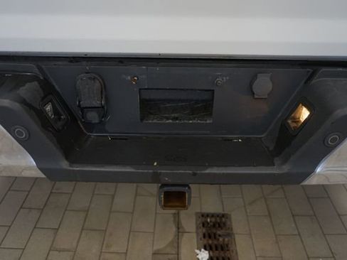 Certified 2022 Ford F150 XLT w/ Equipment Group 301A Mid image 14