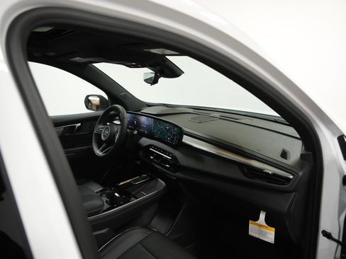 New 2026 Buick Enclave Preferred w/ Power Package image 19