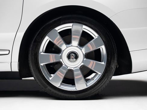 Used 2019 Rolls-Royce Cullinan AWD/4WD image 21
