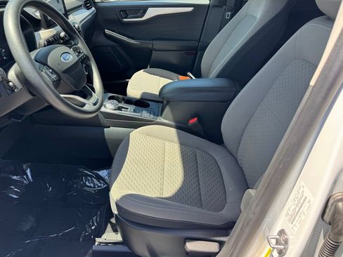 Used 2022 Ford Escape SE FWD image 15
