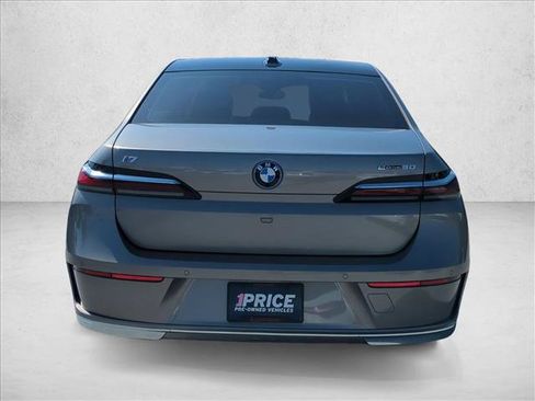 Certified 2025 BMW i7 eDrive50 RWD image 7