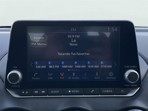 Used 2023 Nissan Sentra SV image 11